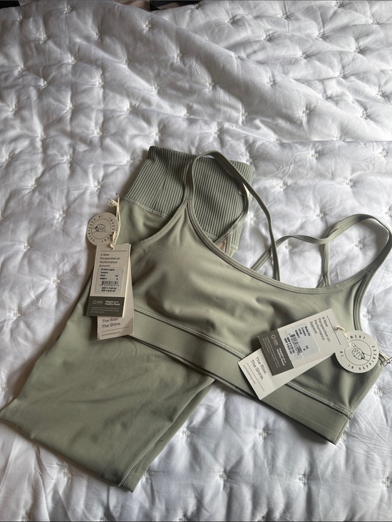 Vuori Other - Vuori Rib Studio Legging and Mindset Bra, Eucalyptus